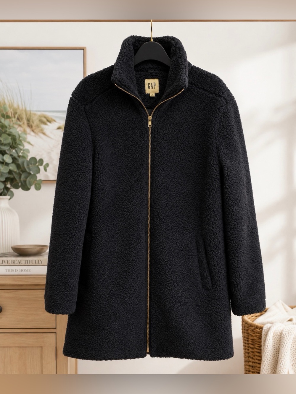 Gap size large fleece navy blue zip up jacket